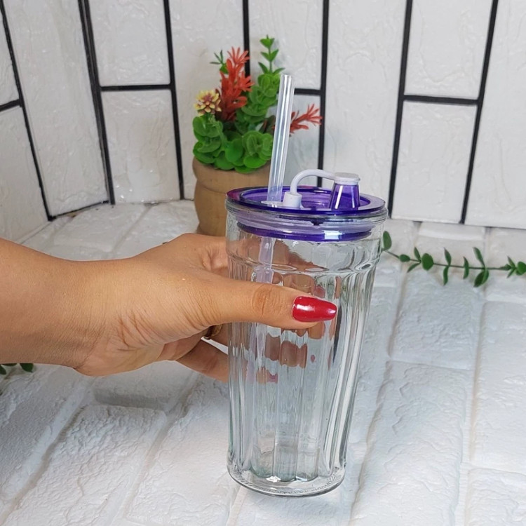 لیوان اسموتی نی دار اوکیا