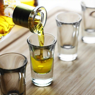 نیم یک نیلوفر بلور کاوه ( لیوان پیک خوری) دست 6 عددی