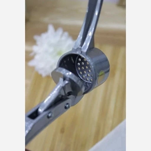 سیر له کن عروس