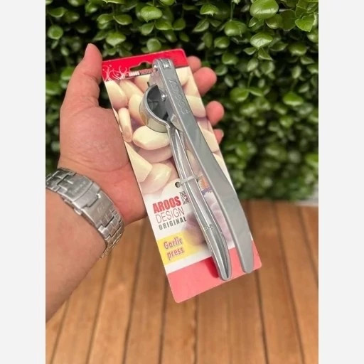 سیر له کن عروس