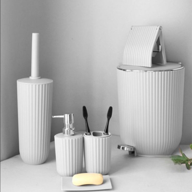 ست بهداشتی پدالی ۶ تیکه زبرا همارا پلاستیکی