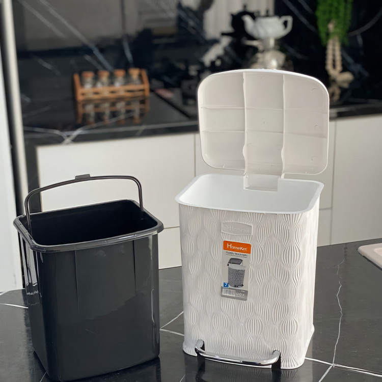 سطل پدالی کوچک ۷ لیتری فلورا هوم کت