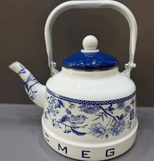 کتری لعابی اسمگ ظرفیت ۲.۵ لیتر