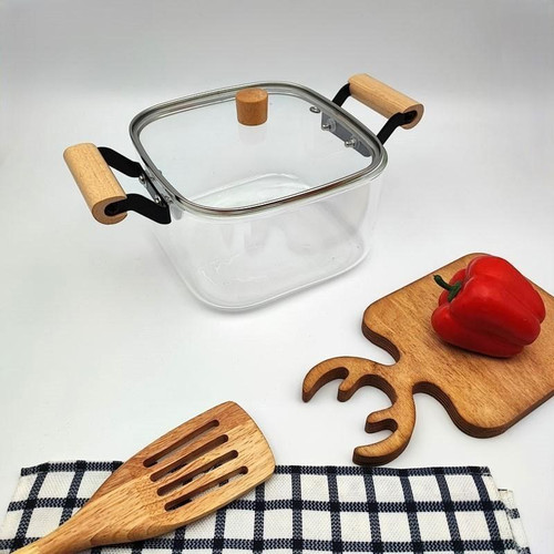 قابلمه پیرکس مربع۵/۵ لیتری دسته بامبو