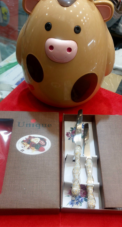 کارد ۱۲ عددی دسته ژله ای طلایی مدل موج یونیک(لاکچری)