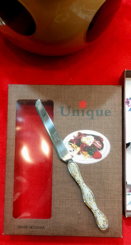 کارد ۱۲ عددی دسته ژله ای طلایی مدل موج یونیک(لاکچری)