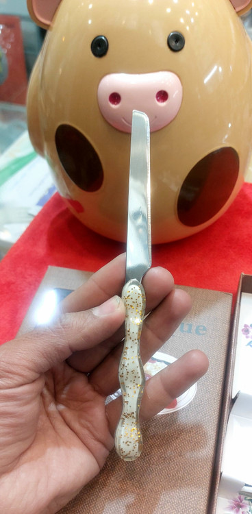 کارد ۱۲ عددی دسته ژله ای طلایی مدل موج یونیک(لاکچری)