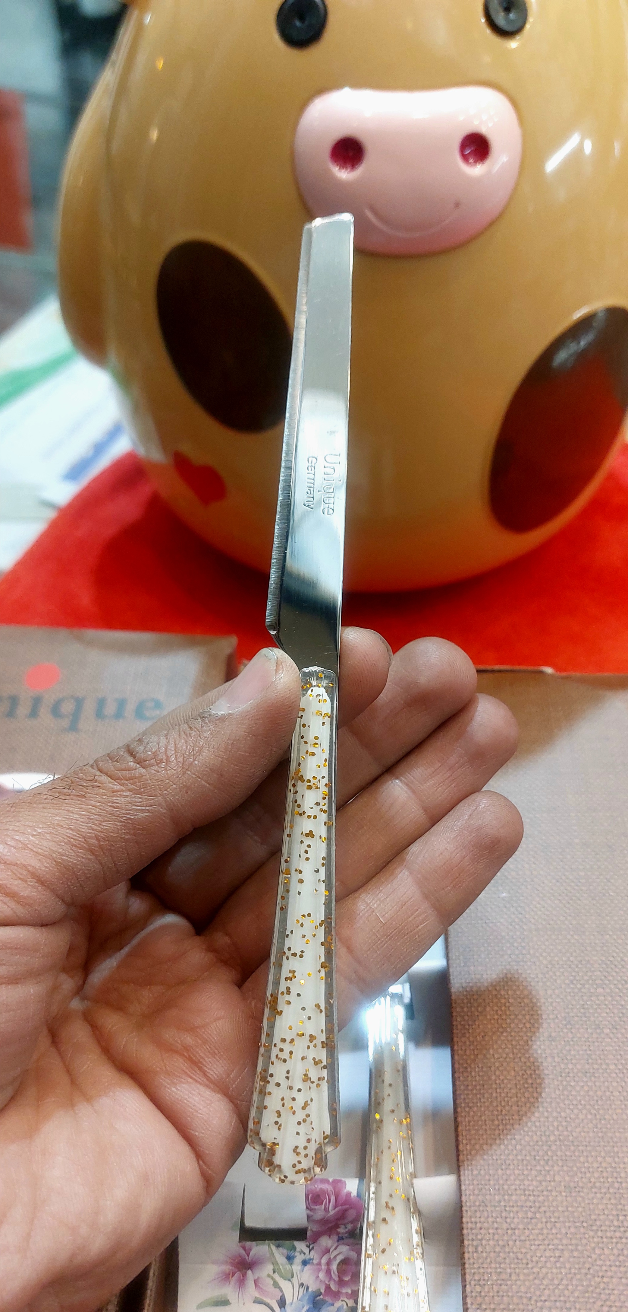 کارد ۱۲ عددی دسته ژله ای طلایی یونیک (لاکچری) دسته صاف