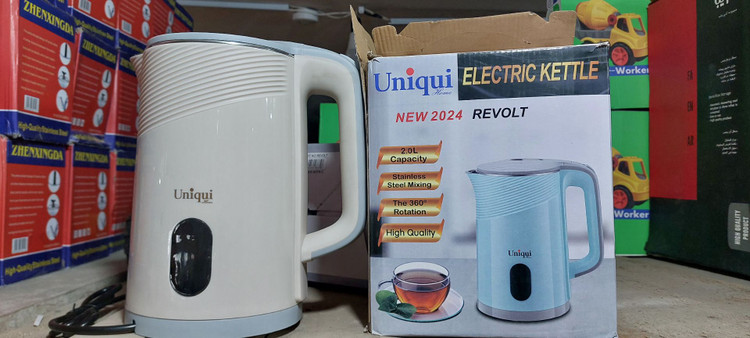 کتری برقی یونیک مدل SC-168MIT 2024 دوجداره با بدنه رنگی و داخل استیل 2 لیتری