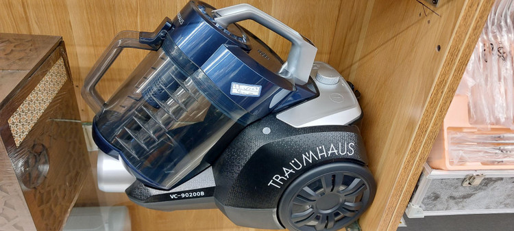 جارو برقی ترام هاوس مدل VC90200B ظرفیت ۱۸۰۰ وات بدون کیسه