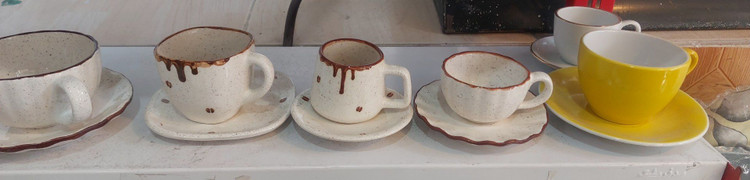 فنجان و نعلبکی زرد تک با جعبه مناسب کادو