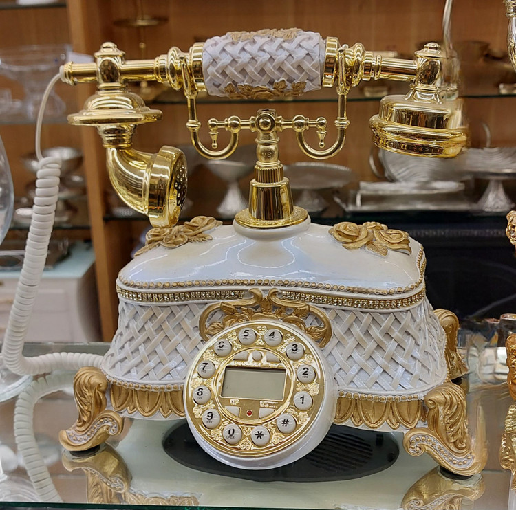 تلفن رومیزی کلاسیک