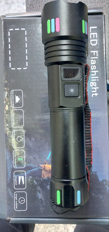 چراغ قوه قوی با شارژ USB